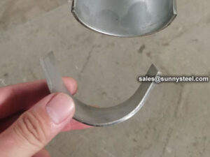 Snap rings for tubes erosion shields